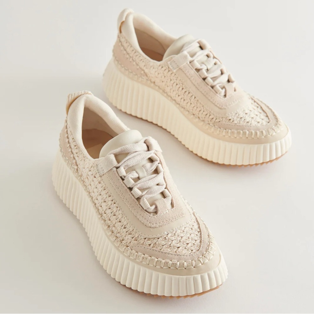 Dolce Vita Dolen Sneakers in Sandstone Knit